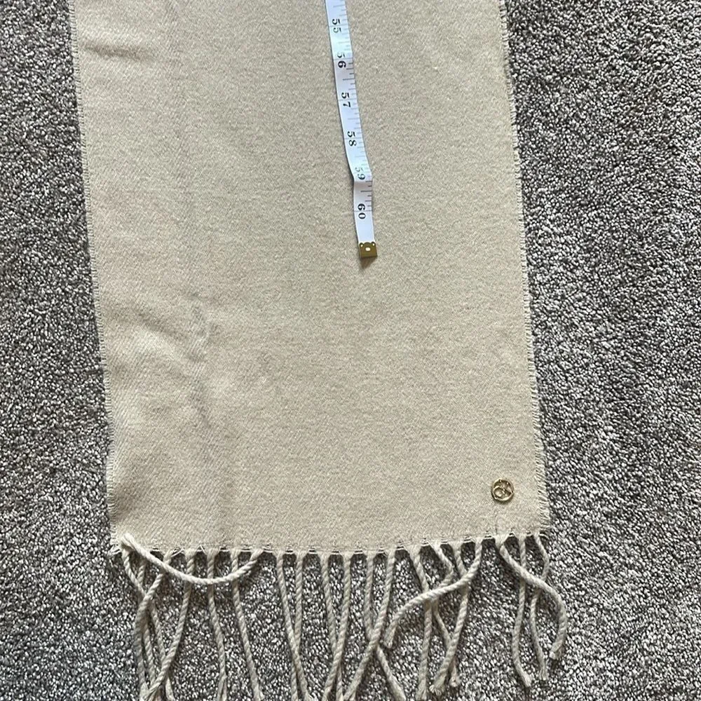 NWT Calvin Klein tan scarf